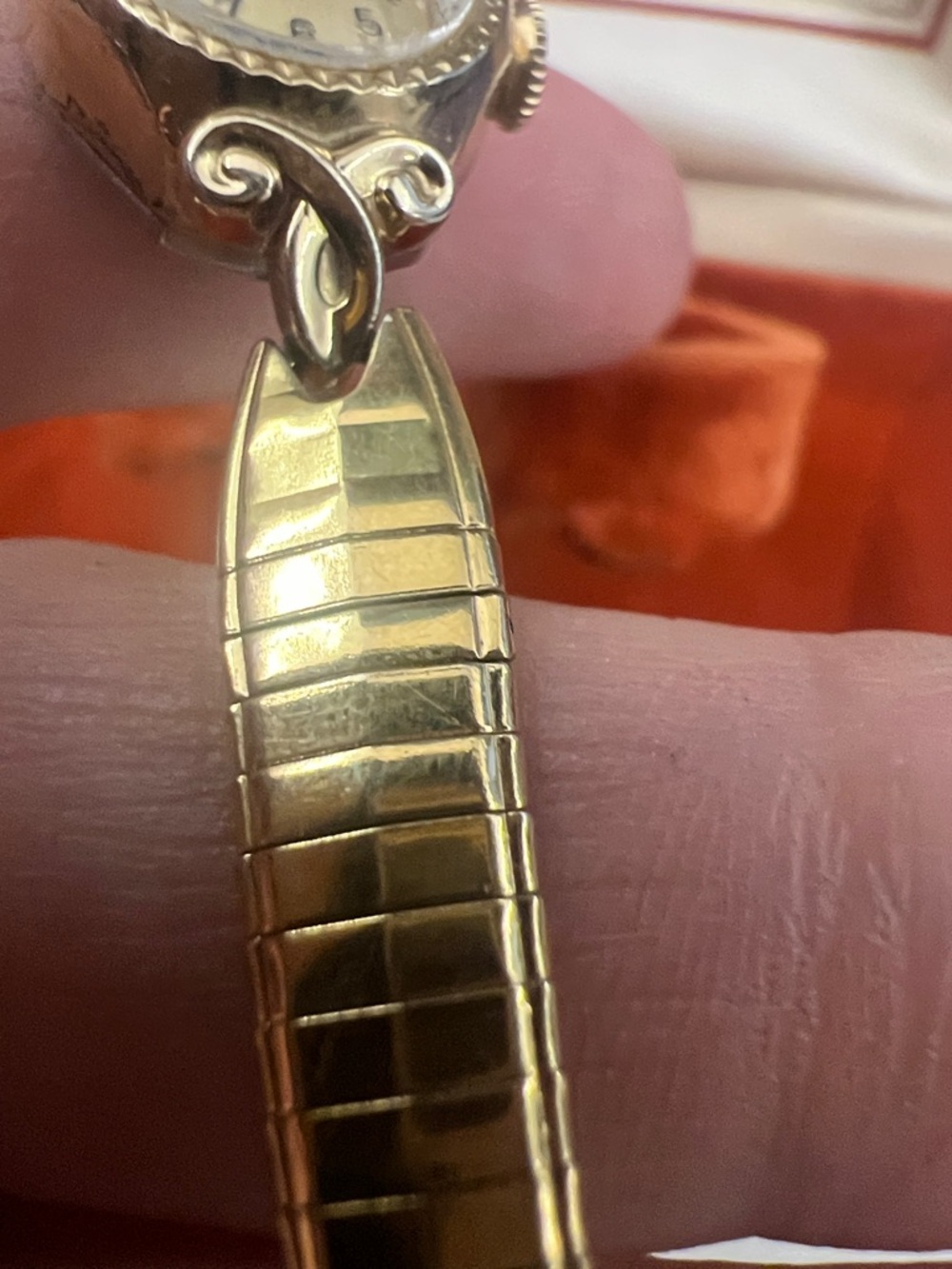 Classic Gold-Tone Women's Bracelet Watch in Brown - Picture 5 of 6